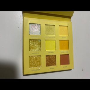 Focallure Smile Palette